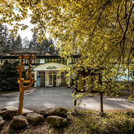 Hotel Kouty Ledeč nad Sázavou エクステリア 写真