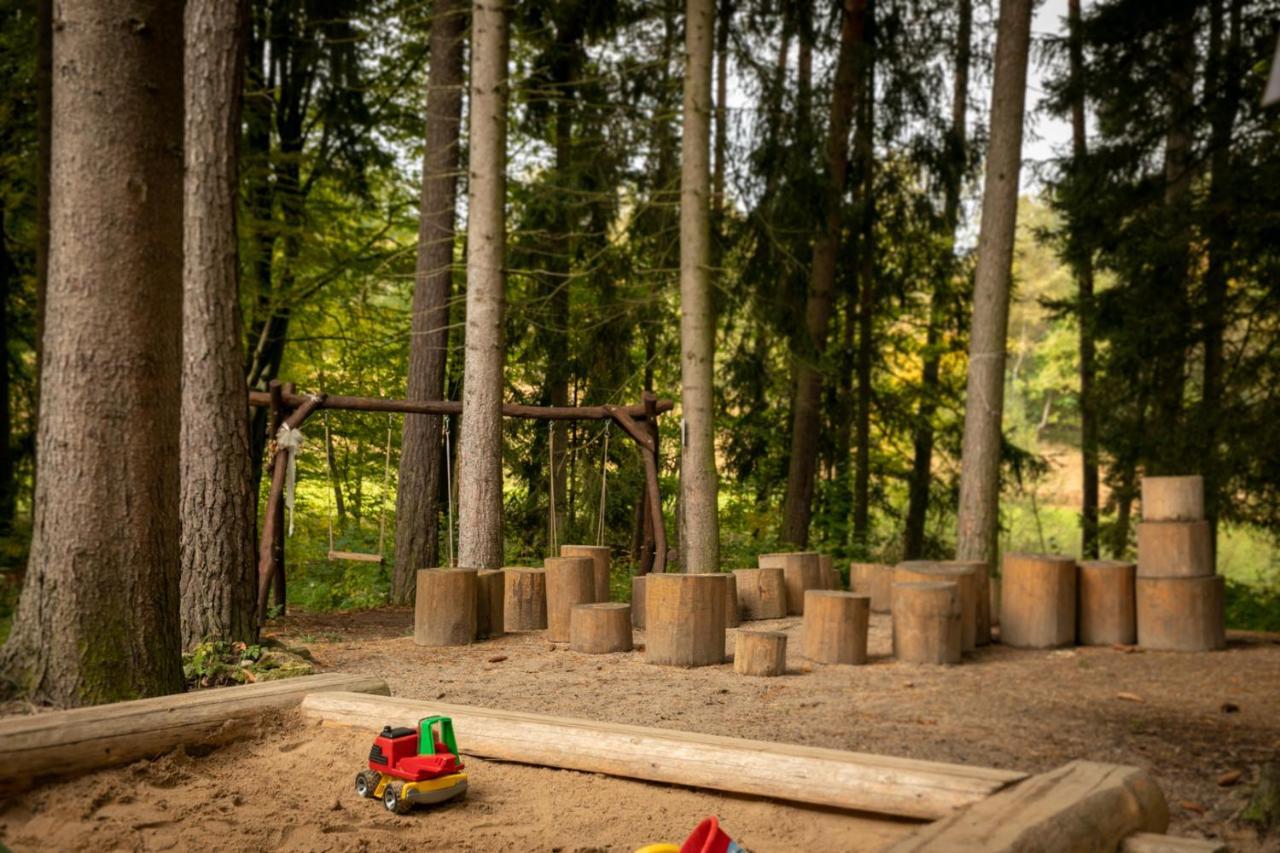 Hotel Kouty Ledeč nad Sázavou エクステリア 写真